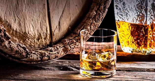 iWhisky barell and glasses